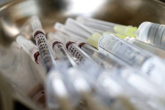 新冠疫苗有效期只有6个月吗？现在再接种加强针还有效吗？